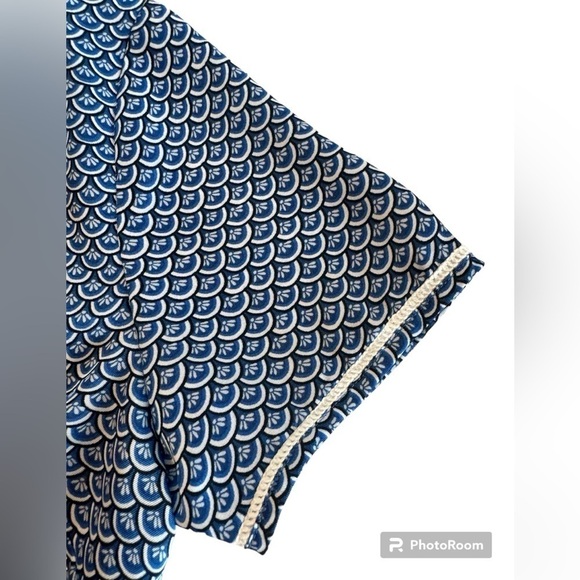 Brooks Brothers Geometric Floral Print Short Sleeve Blouse blue black white 6 - Picture 4 of 15